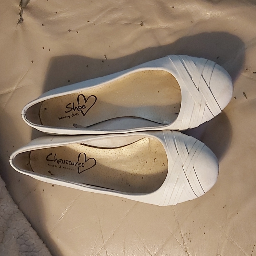 Woman's shoes